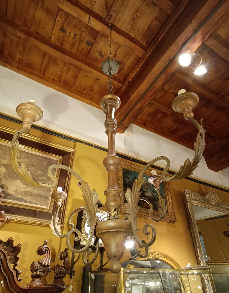First Half Of The 19th Century Painted Wood And Iron Chandelier-photo-4
