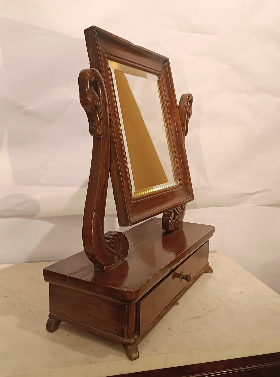 Mid-19th Century Small Psiche Shaped Mirror-photo-1