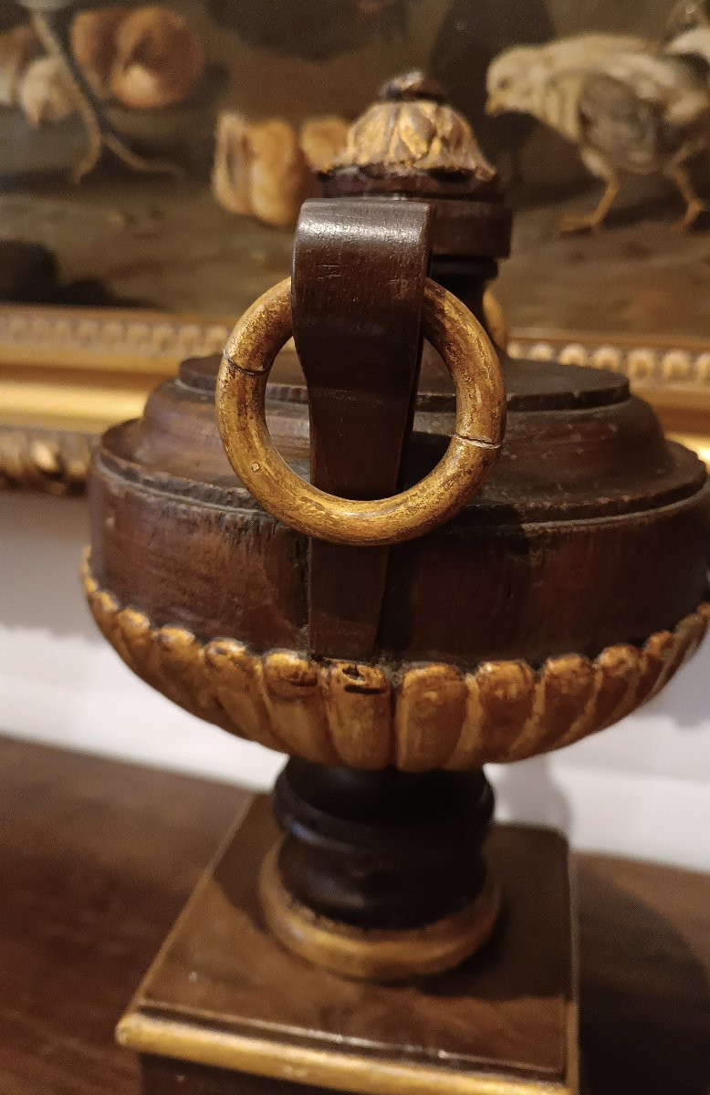 Second Half Of The 19th Century Pair Of Painted Walnut Decorative Vases-photo-2