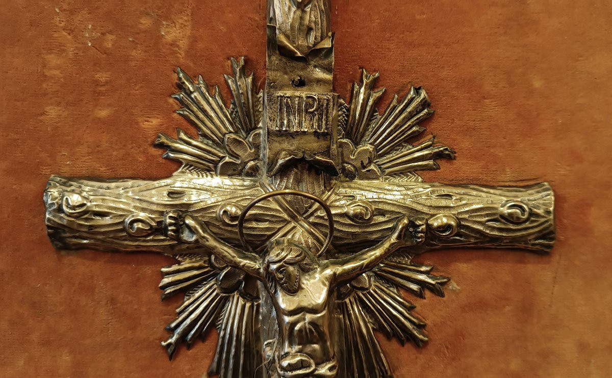 Early 19th Century Silver Crucifix-photo-2