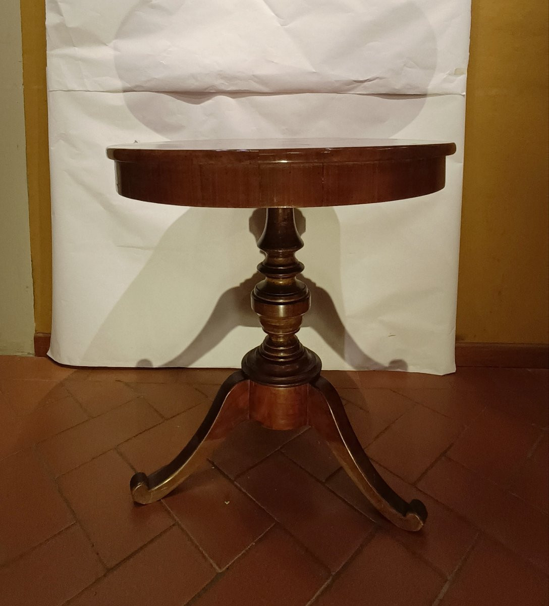 Mid-19th Century Veneer Cherry Table-photo-4