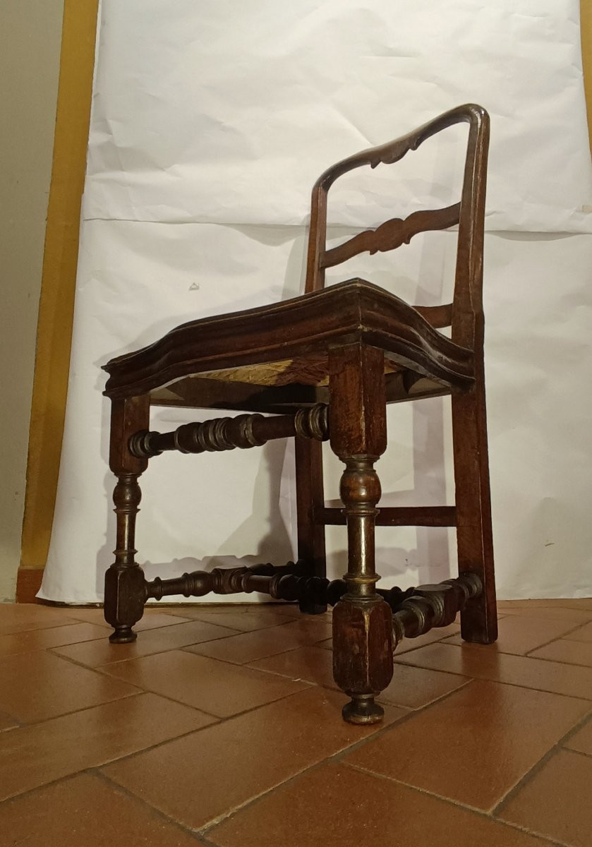 First Half Of The 18th Century Pair Of Louis XIV Chairs-photo-2