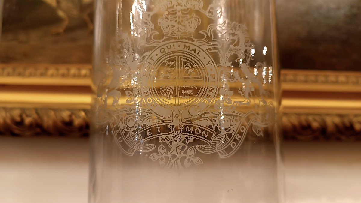 Pair Of Late 19th Century Pharmacy Jars-photo-3