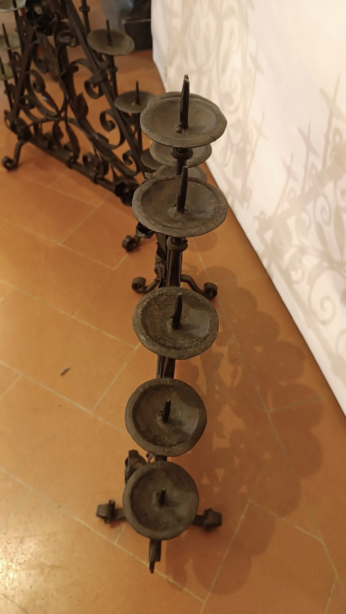 PAIRE DE CHANDELIERS EN FER FORGÉ FIN 19ème SIÈCLE-photo-3