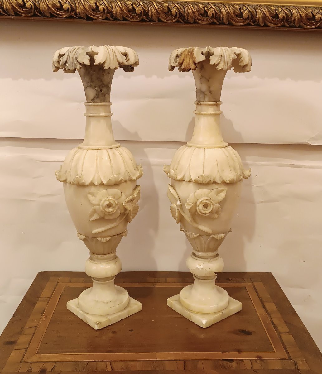  Mid-19th Century Pair Of Alabaster Vases-photo-3