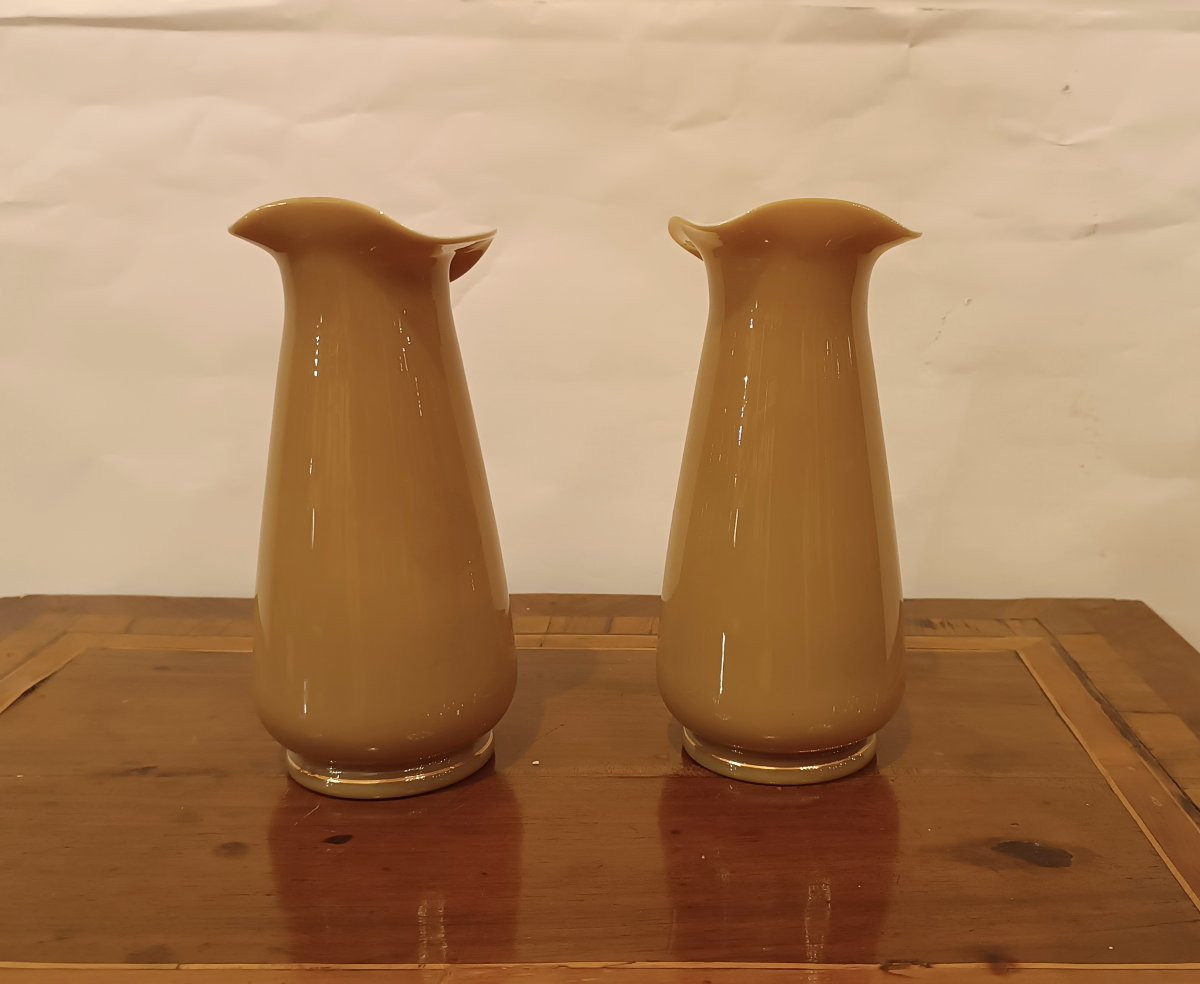 Second Half Of The 19th Century Pair Of Art Nouveau Opal Vases-photo-3