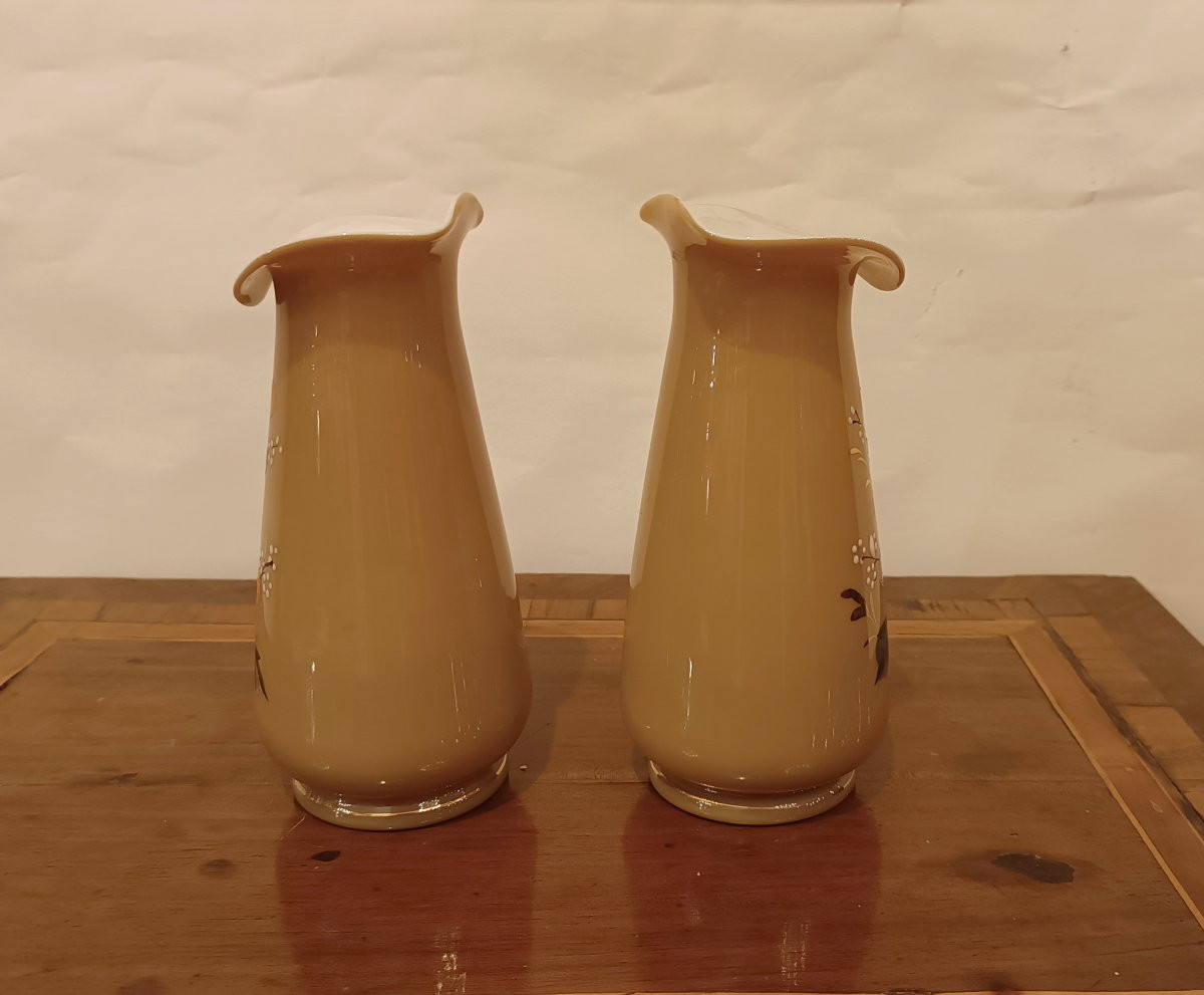 Second Half Of The 19th Century Pair Of Art Nouveau Opal Vases-photo-4