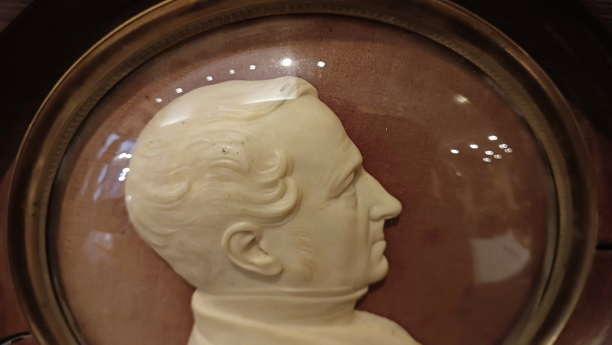 Mid-19th Century Male Portrait In Wax By G. Gritti-photo-3