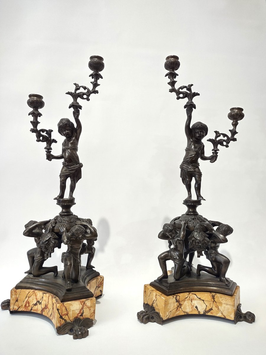 19th Century Pair Of Bronze Candlesticks With Cupids-photo-3