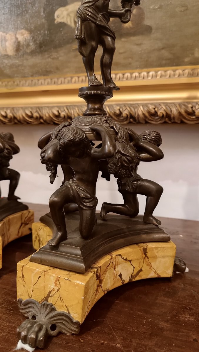 19th Century Pair Of Bronze Candlesticks With Cupids-photo-2
