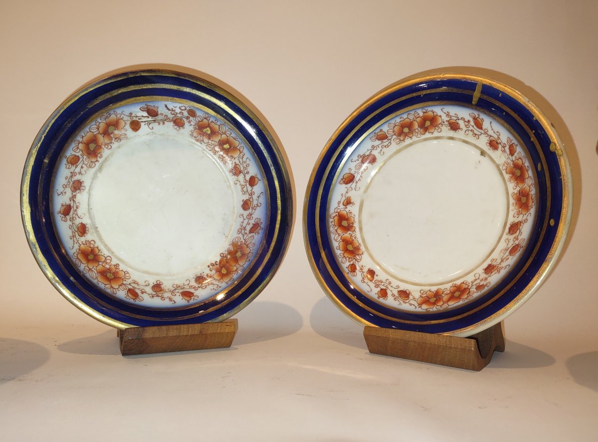 PAIRE DE CACHE-POTS EN PORCELAINE DU MILIEU DU 19ème SIÈCLE-photo-1