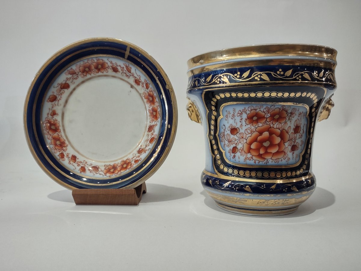 PAIRE DE CACHE-POTS EN PORCELAINE DU MILIEU DU 19ème SIÈCLE-photo-2