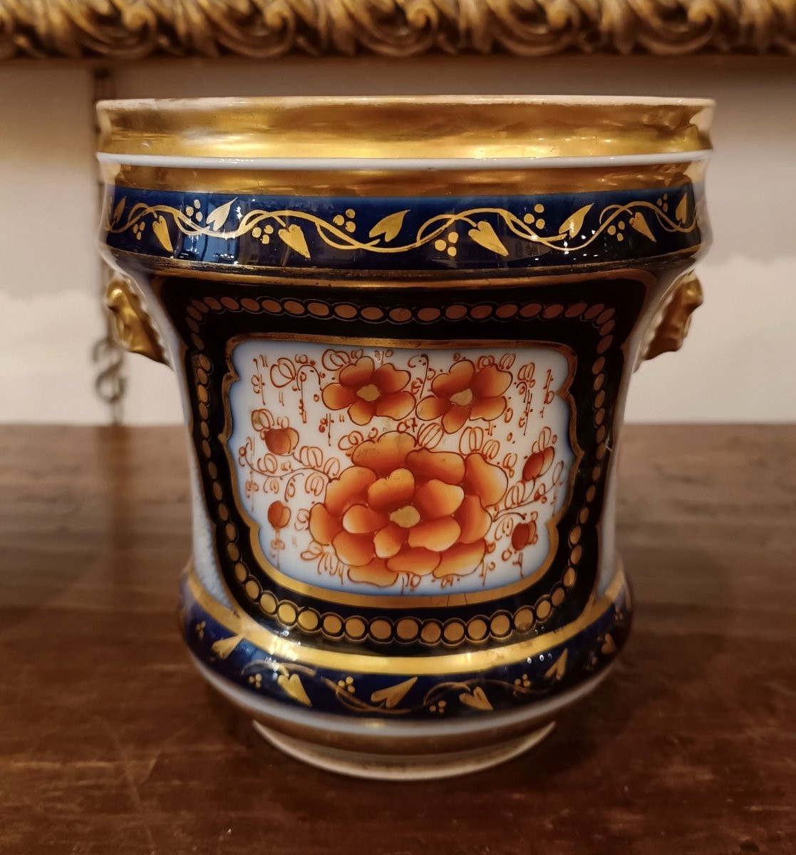 PAIRE DE CACHE-POTS EN PORCELAINE DU MILIEU DU 19ème SIÈCLE-photo-3