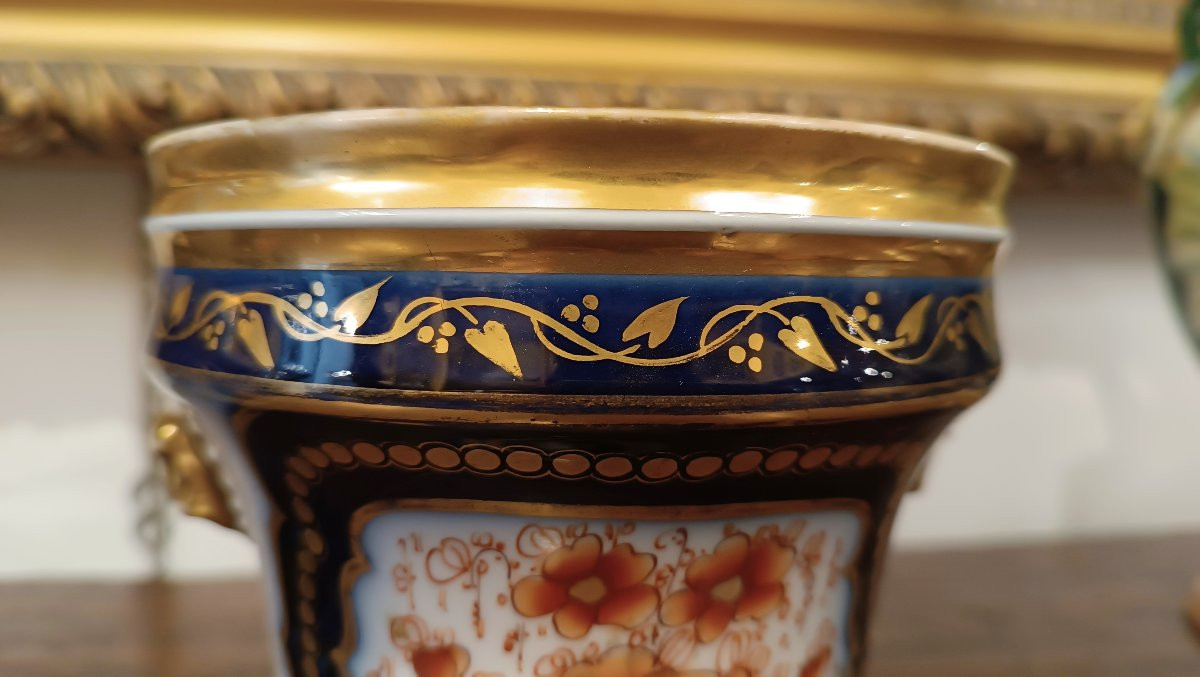 PAIRE DE CACHE-POTS EN PORCELAINE DU MILIEU DU 19ème SIÈCLE-photo-4