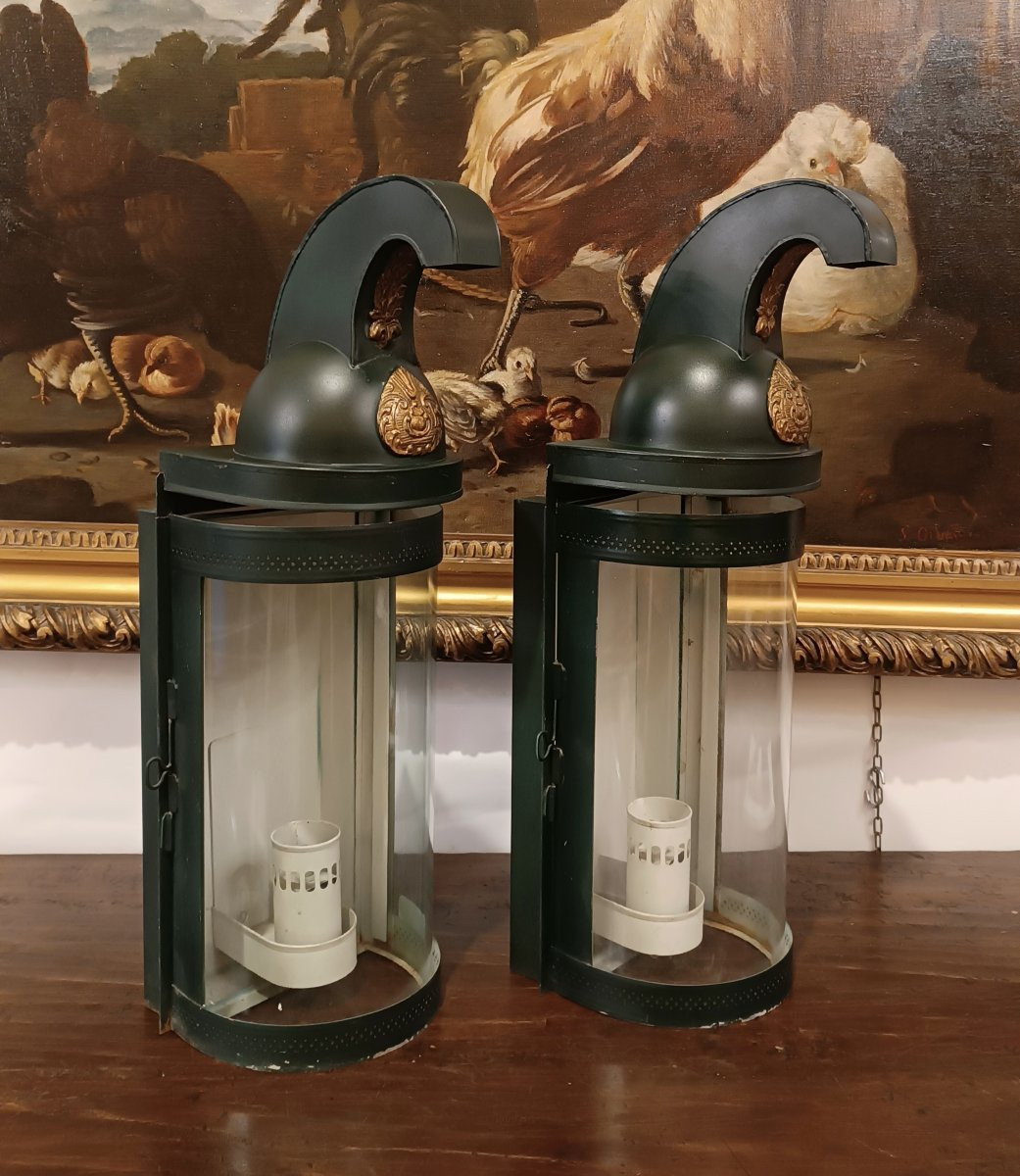 Early 20th Century Pair Of English Stable Lanterns-photo-2