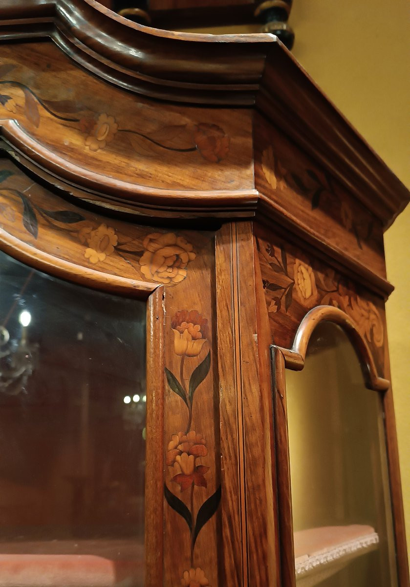 Mid-19th Century Inlaid Walnut Display Cabine-photo-4