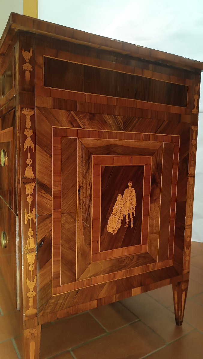 Late 18th Century Neoclassical Veneer And Inlaid Chest Of Drawers-photo-3