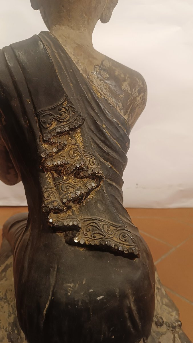  SCULPTURE EN BOIS PEINTE D'UN MOINE BIRMAN FIN DU 19ème SIÈCLE-photo-3