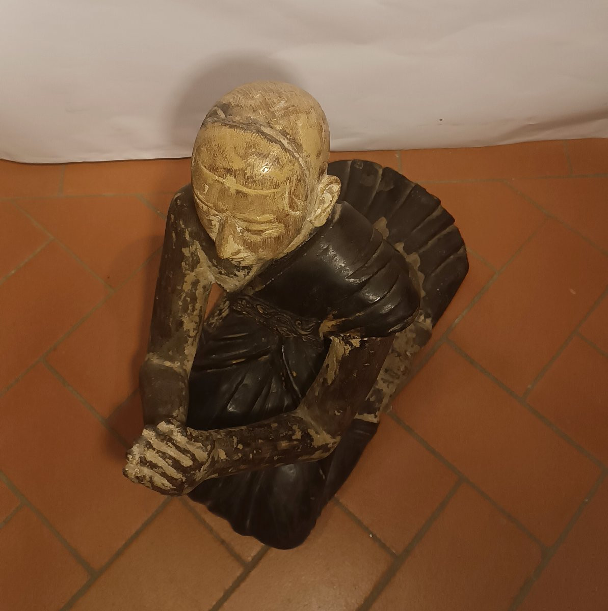  SCULPTURE EN BOIS PEINTE D'UN MOINE BIRMAN FIN DU 19ème SIÈCLE-photo-7