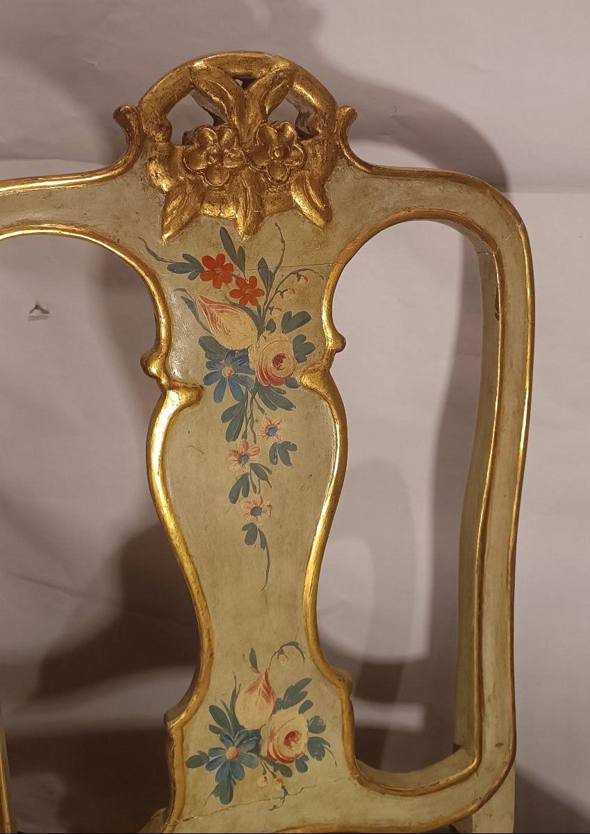 PETIT FAUTEUIL LAQUÉ ET DORÉ FIN DU 18ème SIÈCLE-photo-4