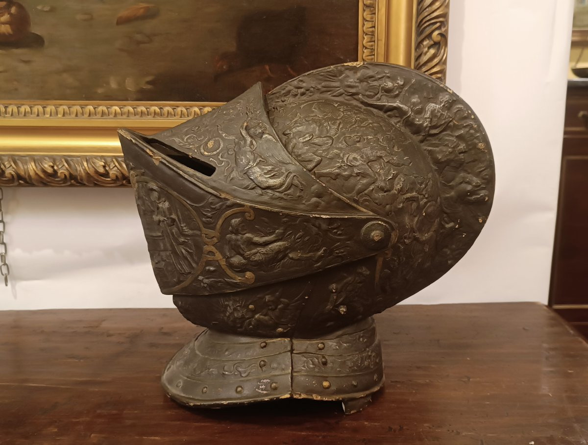 REPRODUCTION EN STUC DU CASQUE D'HENRI II DÉBUT DU 20ème SIÈCLE-photo-1