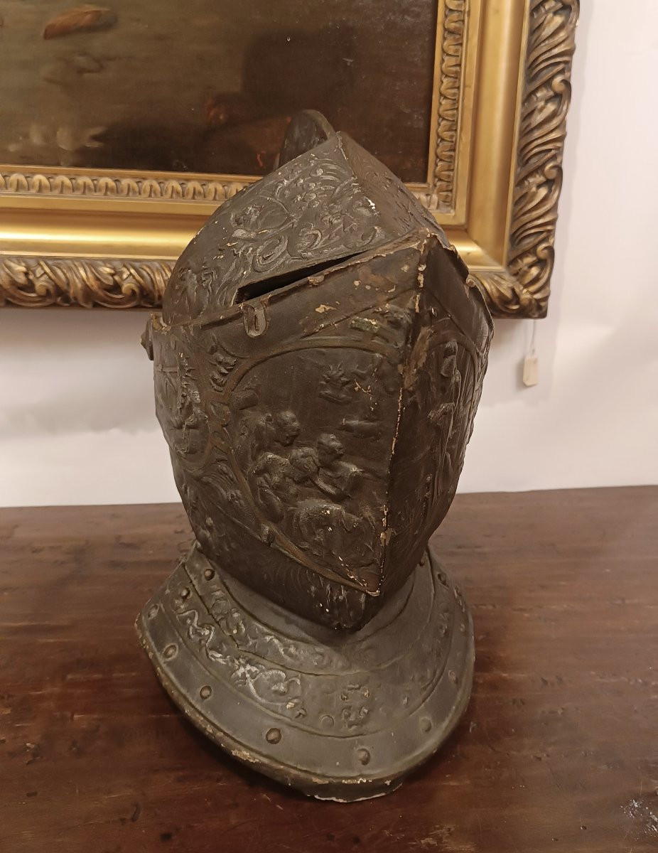 REPRODUCTION EN STUC DU CASQUE D'HENRI II DÉBUT DU 20ème SIÈCLE-photo-7
