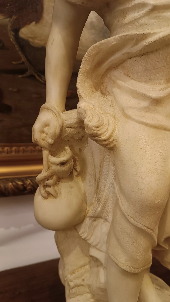 Early 20th Century Female Alabaster Sculpture-photo-4