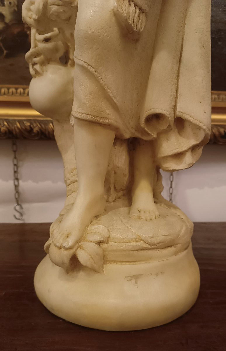 Early 20th Century Female Alabaster Sculpture-photo-5