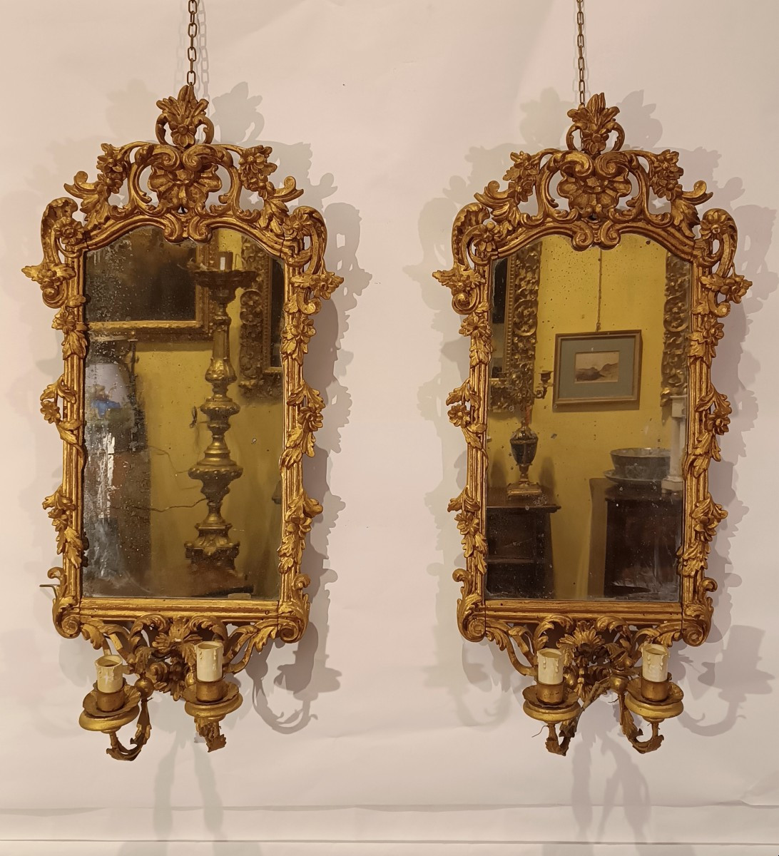 PAIRE DE MIROIRS DORÉS DE LA FIN DU 19ème SIÈCLE