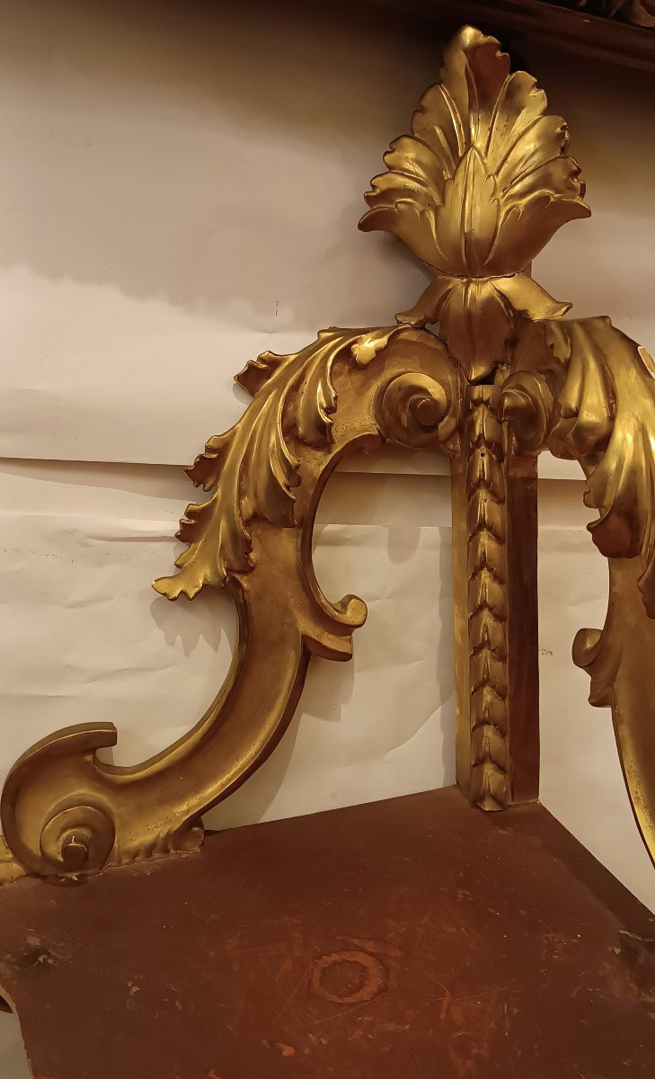 MEUBLE D'ANGLE EN BOIS DORÉ SECONDE MOITIÉ DU 19ème SIÈCLE-photo-1