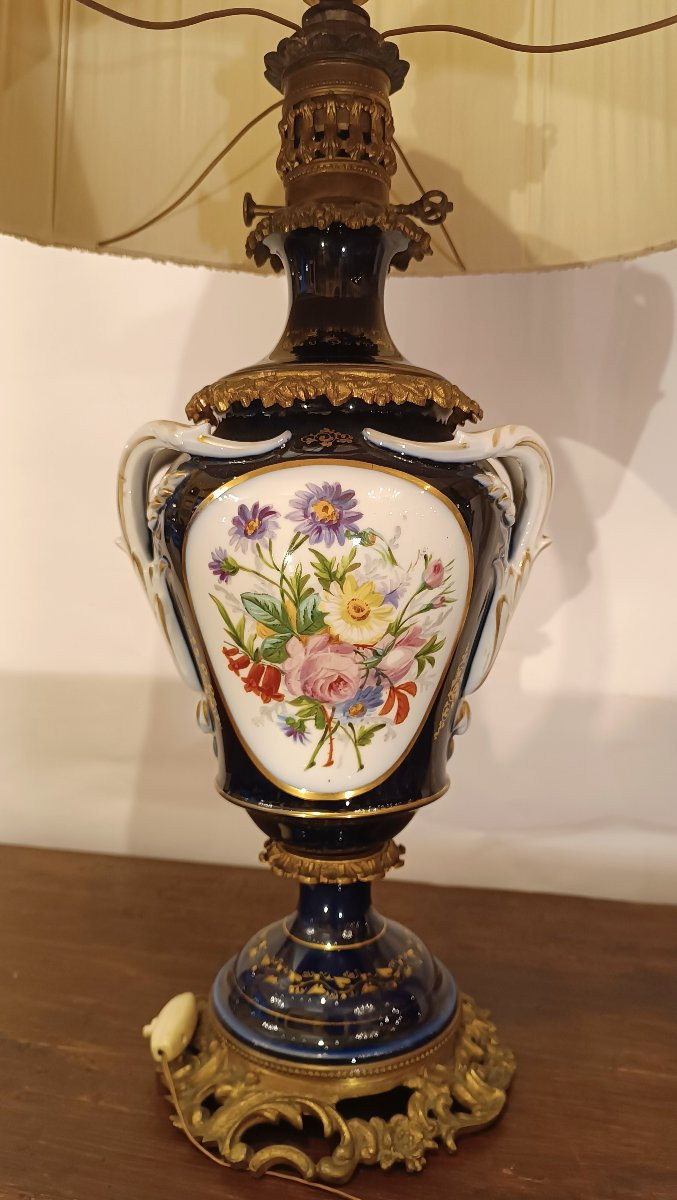 PAIRE DE LAMPES EN PORCELAINE DE SÈVRES FIN DU 19ème SIÈCLE-photo-8