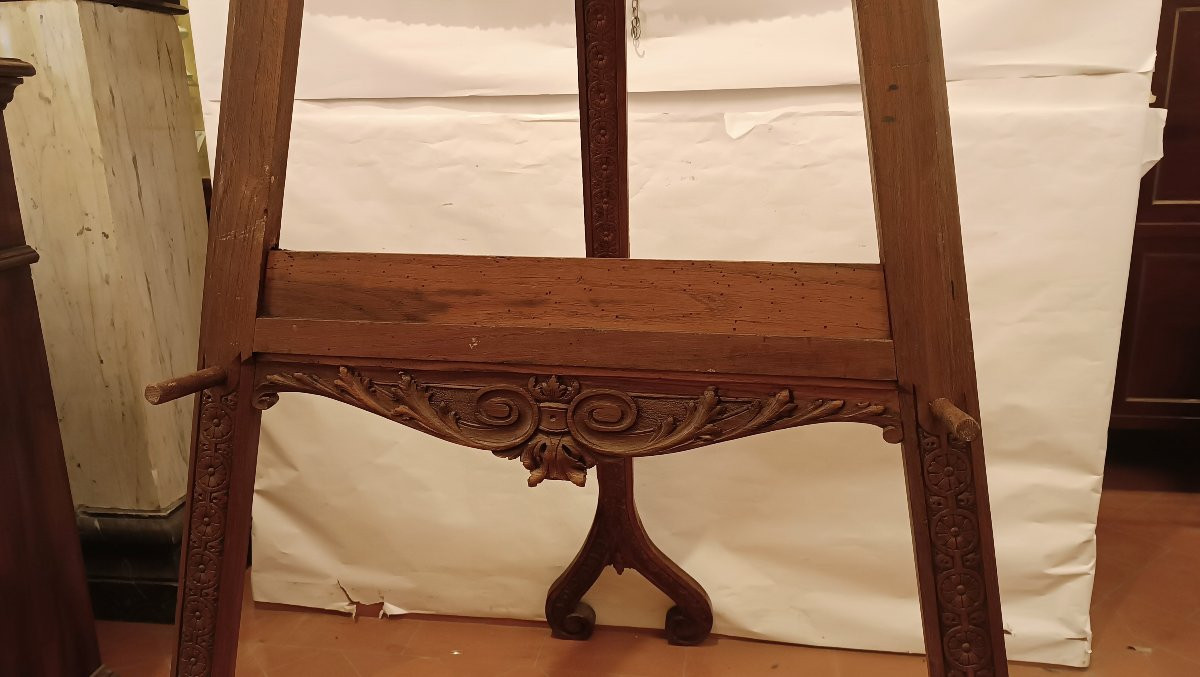 Late 19th Century Walnut Display Easel-photo-3