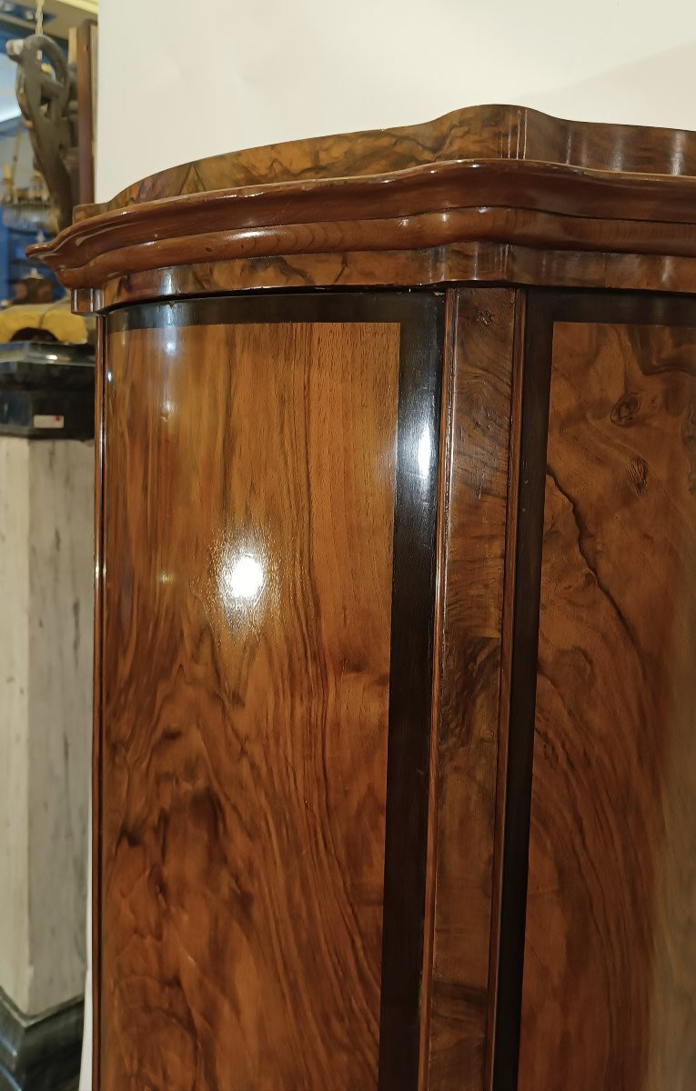 Second Half Of The 19th Century Biedermeier Walnut Opening Column Cabinet-photo-4