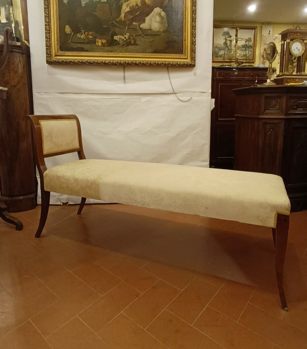 Mid-19th Century Charles X Walnut Dormeuse-photo-5