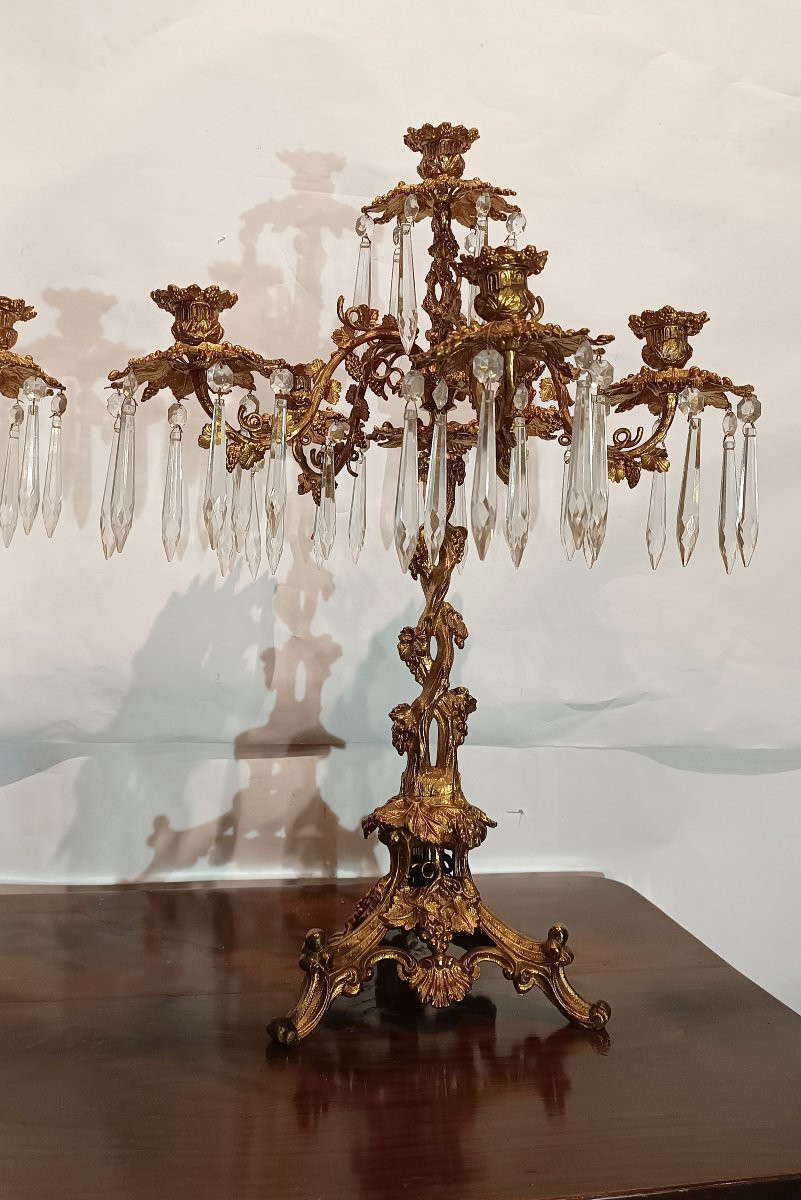 PAIRE DE CANDÉLABRES EN BRONZE DORÉ ET CRISTAL PREMIÈRE MOITIÉ DU 19ème SIÈCLE-photo-2