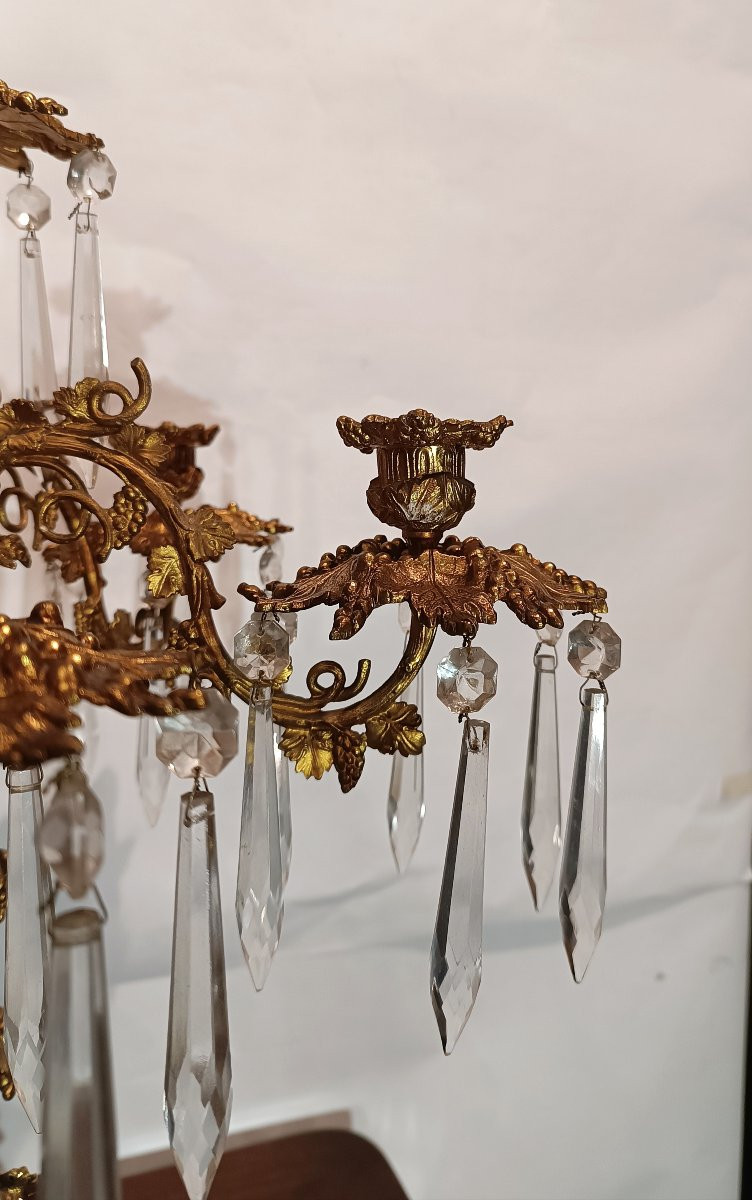 PAIRE DE CANDÉLABRES EN BRONZE DORÉ ET CRISTAL PREMIÈRE MOITIÉ DU 19ème SIÈCLE-photo-3