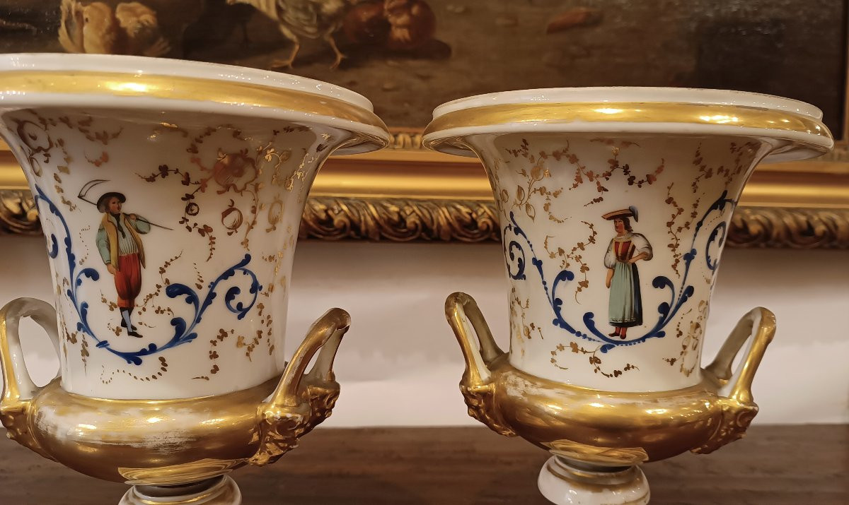 PAIRE DE VASES EN PORCELAINE EMPIRE DÉBUT DU 19ème SIÈCLE-photo-2