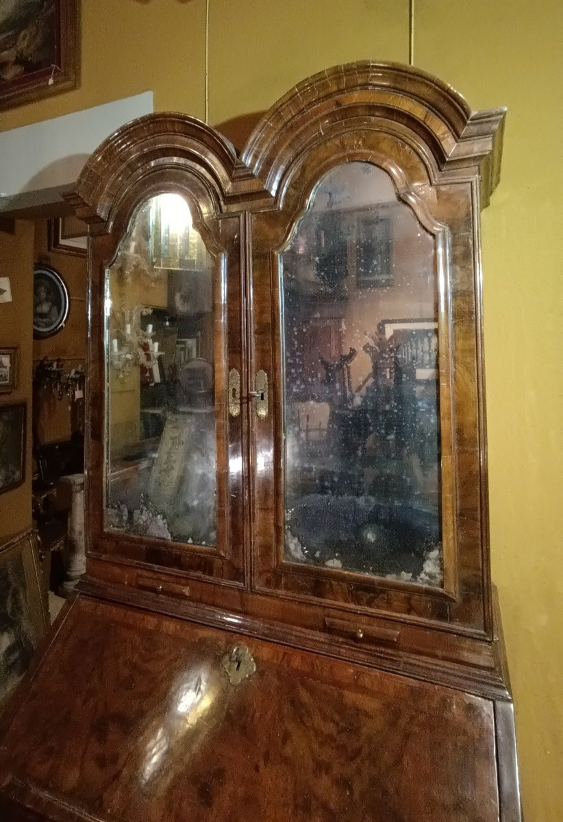 TRUMEAU EN NOYER DE STYLE QUEEN ANNE DÉBUT DU 18ème SIÈCLE-photo-2