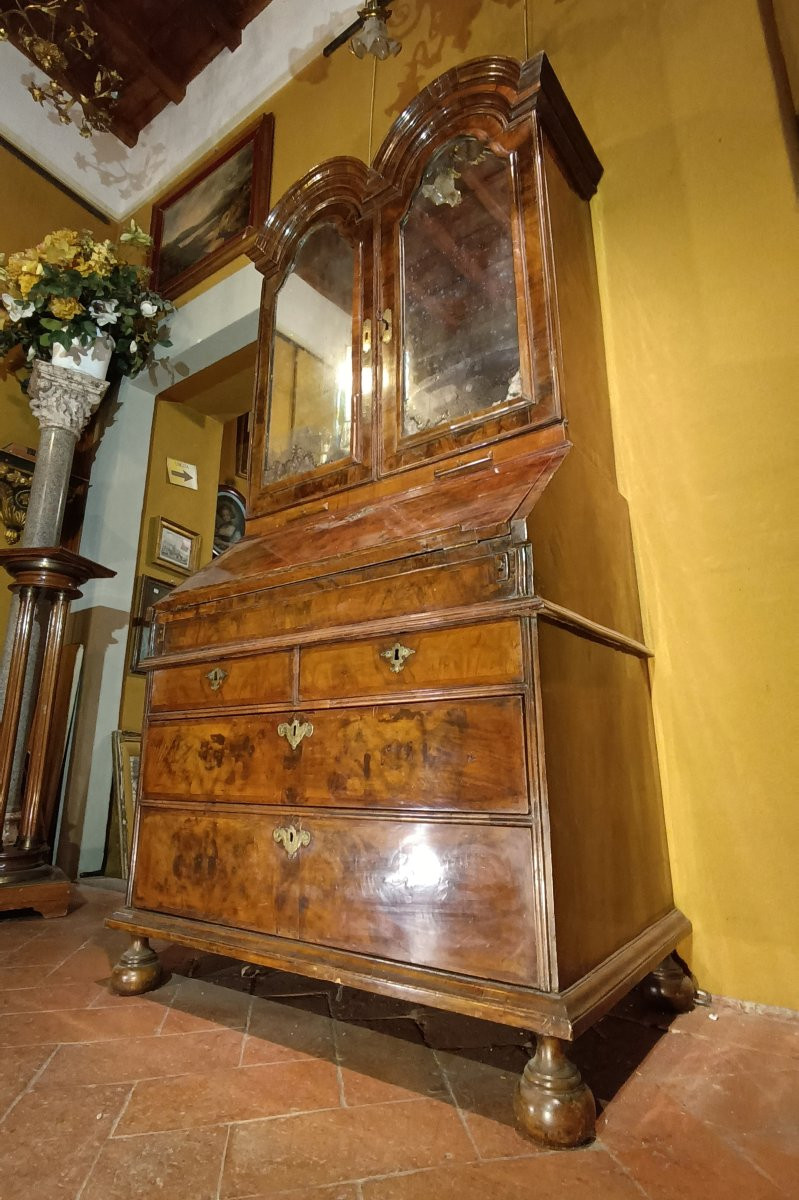 TRUMEAU EN NOYER DE STYLE QUEEN ANNE DÉBUT DU 18ème SIÈCLE-photo-4