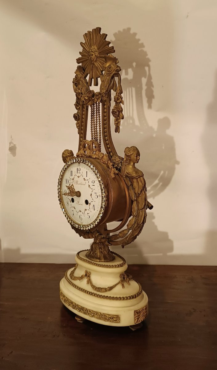 Mid-19th Century White Marble And Rhinestone Lyre Clock-photo-3