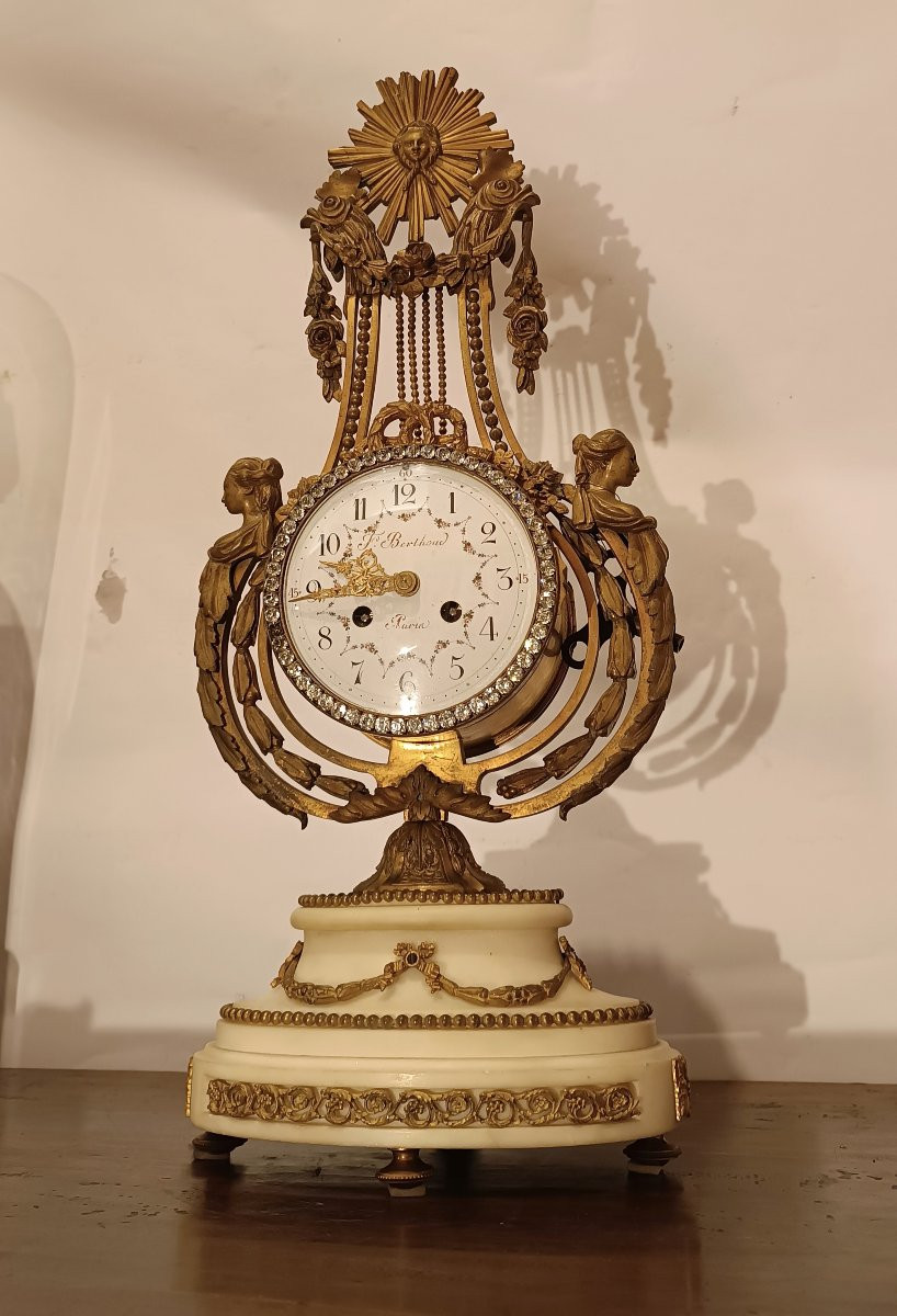 Mid-19th Century White Marble And Rhinestone Lyre Clock-photo-4