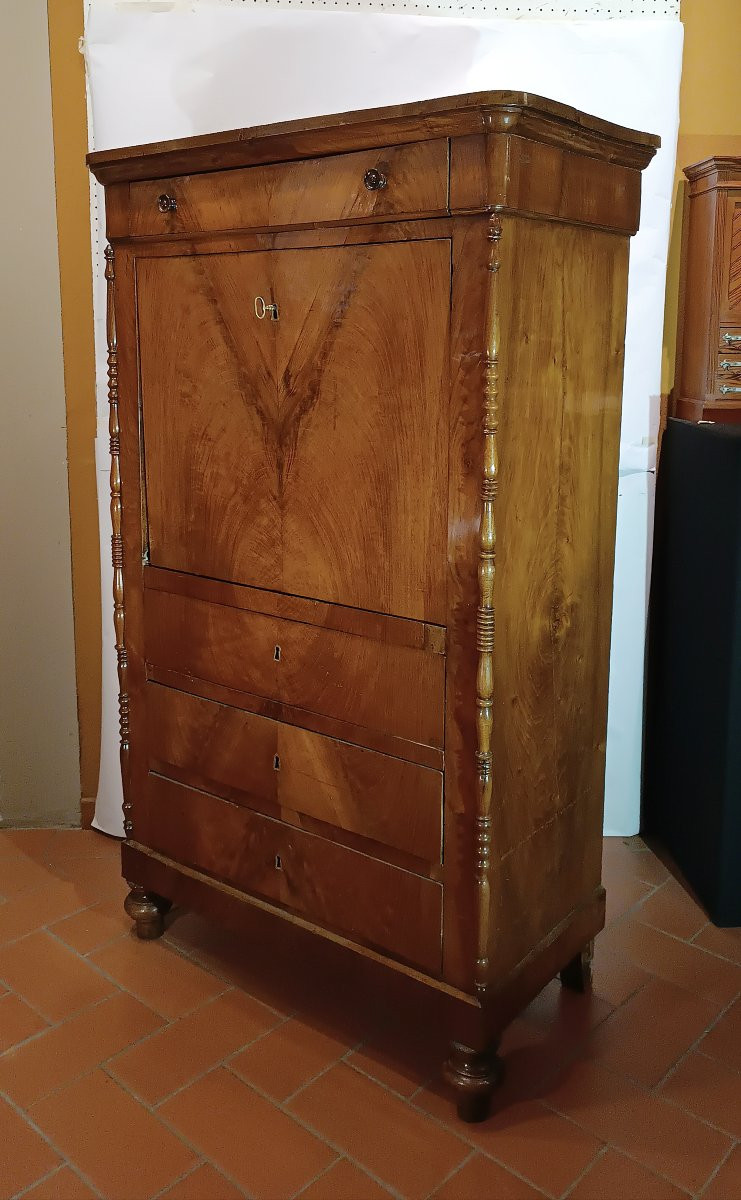 Mid-19th Century Walnut Secretary-photo-4
