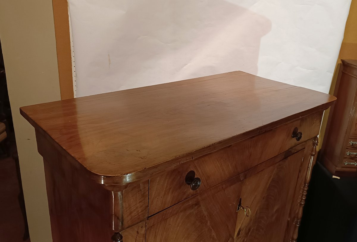 Mid-19th Century Walnut Secretary-photo-3