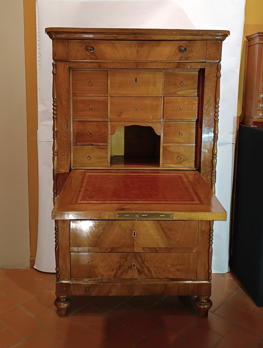 Mid-19th Century Walnut Secretary-photo-4