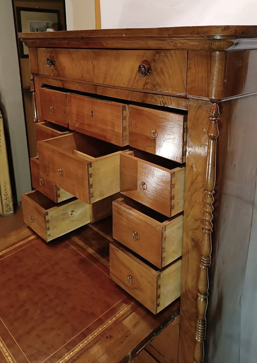 Mid-19th Century Walnut Secretary-photo-5