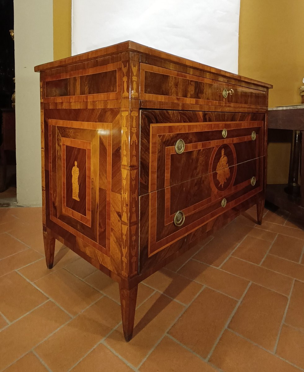 COMMODE NÉOCLASSIQUE EN PLACAGE ET MARQUETERIE FIN DU 18ème SIÈCLE-photo-3