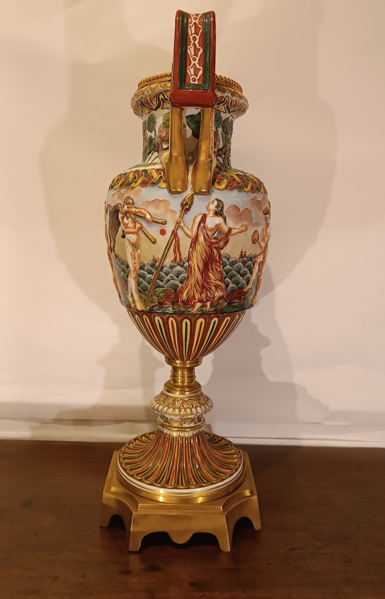Second Half Of The 19th Century Ginori Capodimonte Vase-photo-3