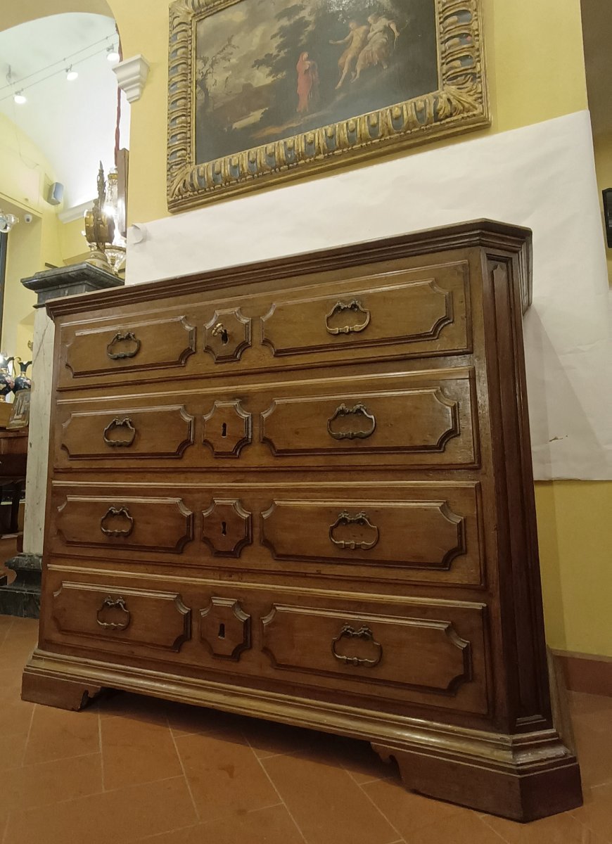 COMMODE LOMBARDIENNE EN NOYER MILIEU DU 17ème SIÈCLE-photo-4
