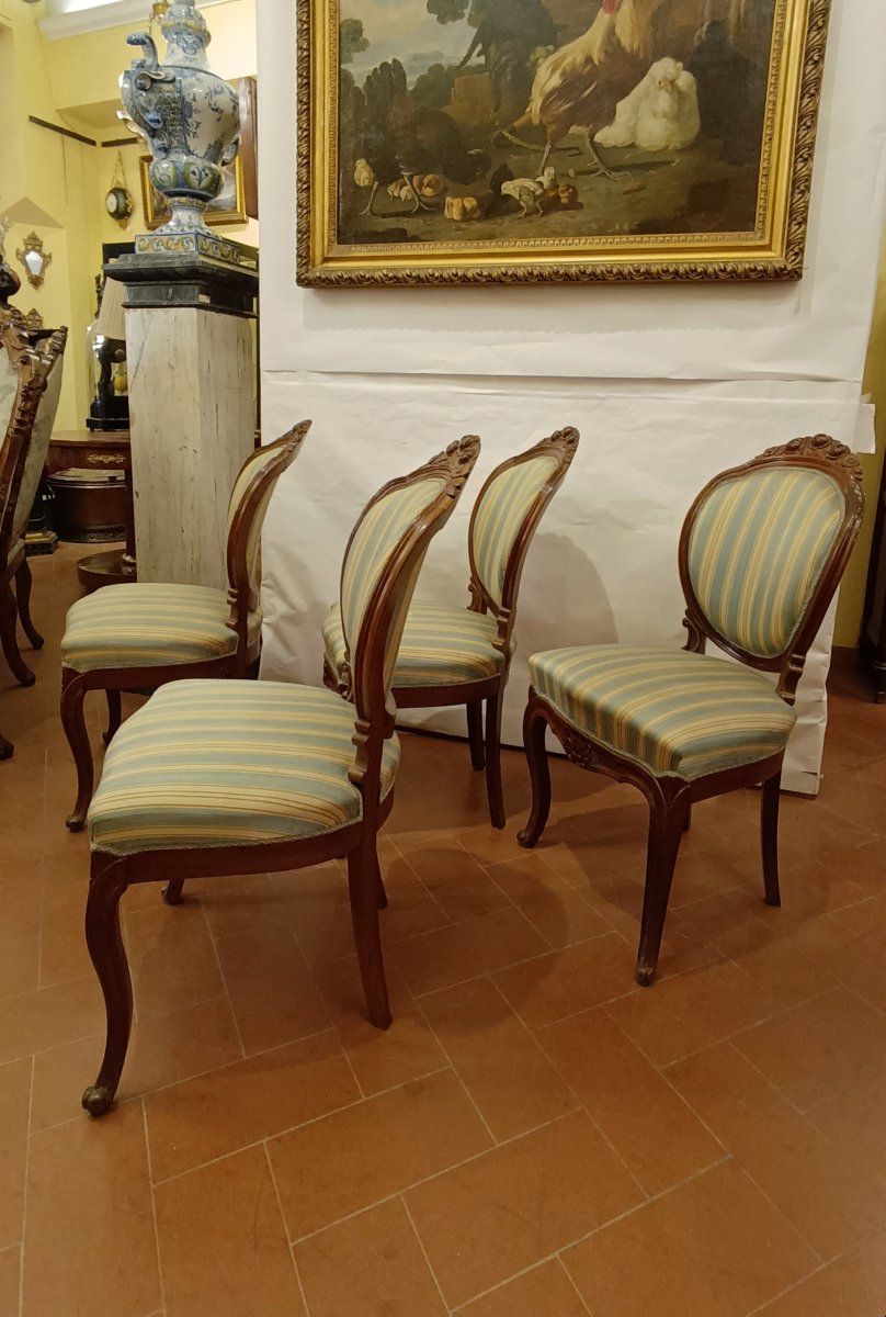 QUATRE CHAISES EN NOYER DE STYLE LOUIS-PHILIPPE MILIEU DU 19ème SIÈCLE-photo-4