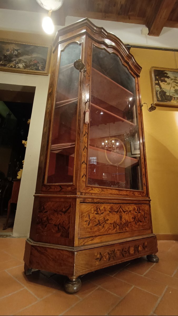 VITRINE EN NOYER INCRUSTÉ MILIEU DU 19ème SIÈCLE-photo-7